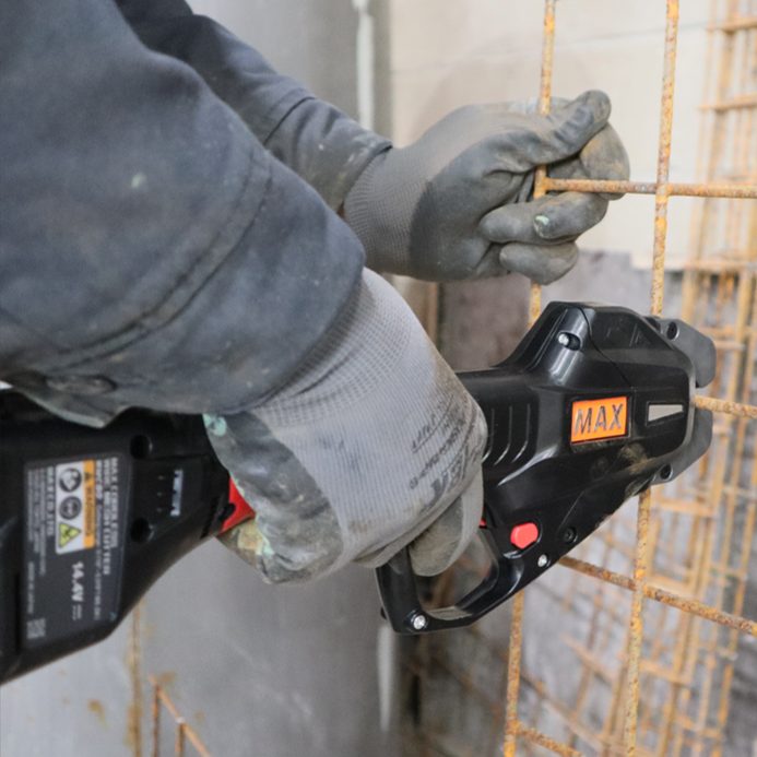 MAX USA WMC80 Cordless Wire Mesh Cutter